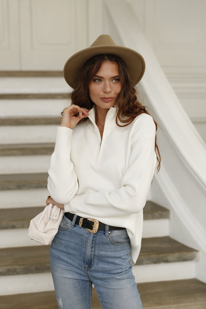 Cozy & Chic Women's Sweaters - Deep Self US